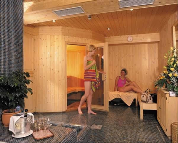Hotel Moritz دوبياكو المظهر الخارجي الصورة
